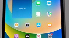 Good
													Apple iPad Pro 11" 4th Gen 2022 - Wi-Fi, Silver, 256 GB, photo 1 of 16