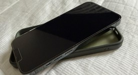 Good
													Apple iPhone 13 Pro - Unlocked, Green, 256 GB, A2483, photo 5 of 6