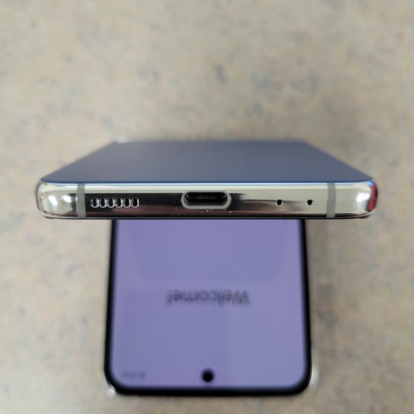 Samsung Galaxy Z Flip3 5G - Unlocked, 256 GB, Custom, 8 GB, SM-F711U1, Bespoke Edition