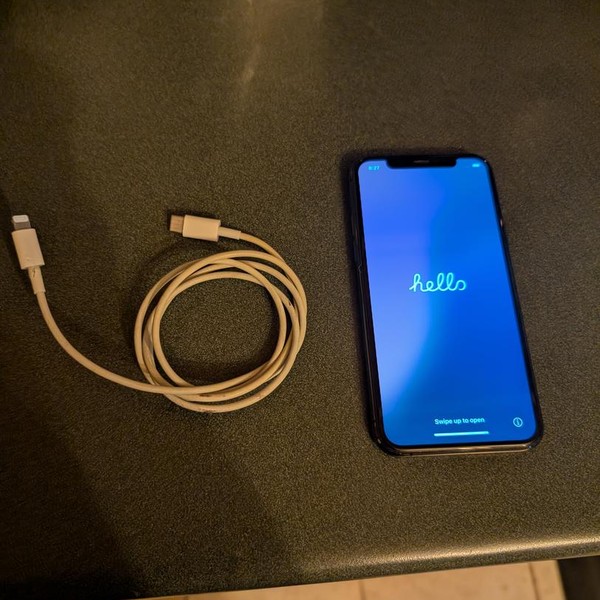 Apple iPhone 11 Pro - Unlocked, 256 GB, Gray, A2160