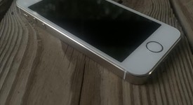 Fair
													Apple iPhone 5S - AT&T, Gold, 32 GB, A1533, photo 3 of 11