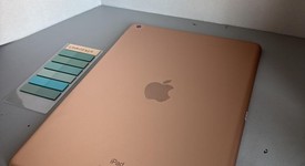 Good
													Apple iPad 8th Gen - Wi-Fi, Gold, 128 GB, A2270, photo 4 of 5