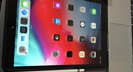 Mint
													Apple iPad Pro 10.5" - Verizon, Gray, 64 GB, photo 1 of 5