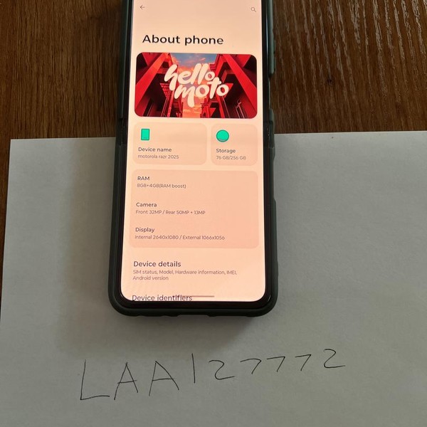 Motorola Razr (2025) - Unlocked, 256 GB, Green, 8 GB