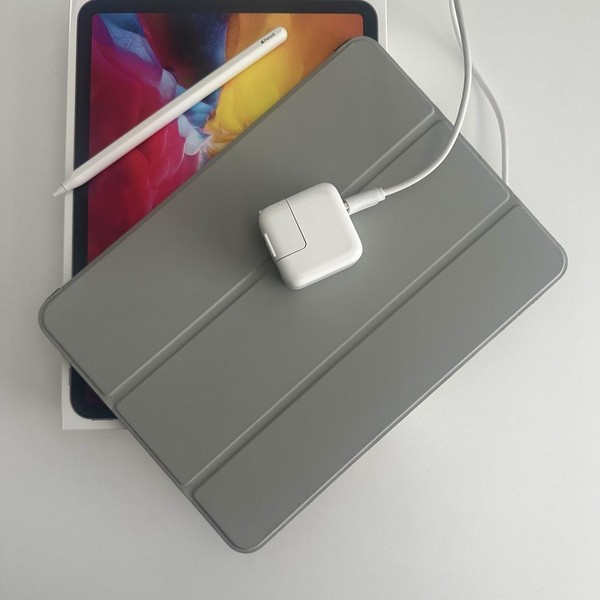 Apple iPad Pro 11 inch 2nd Gen 2020 - Wi-Fi, 128 GB, Gray, A2228