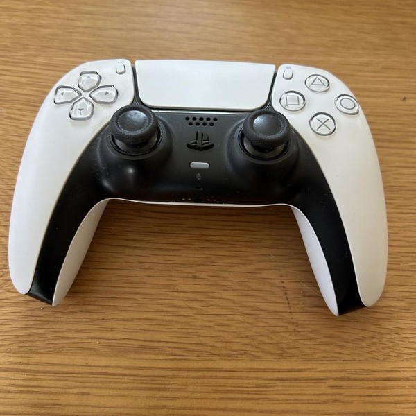 PlayStation 5 Pro (2024) - 2 TB, White