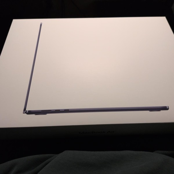 MacBook Air 2026 (M5) - 15 inch - 512 GB, Midnight, 16 GB, Apple M5 10-Core (10-core GPU)