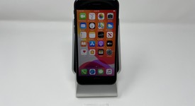 Good
													Apple iPhone 7 - AT&T, Jet Black, 32 GB, A1778, photo 1 of 6