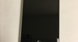 Fair
													Apple iPhone SE 1st Gen 2016 - AT&T, Grey, 32 GB, A1662, photo 2 of 4