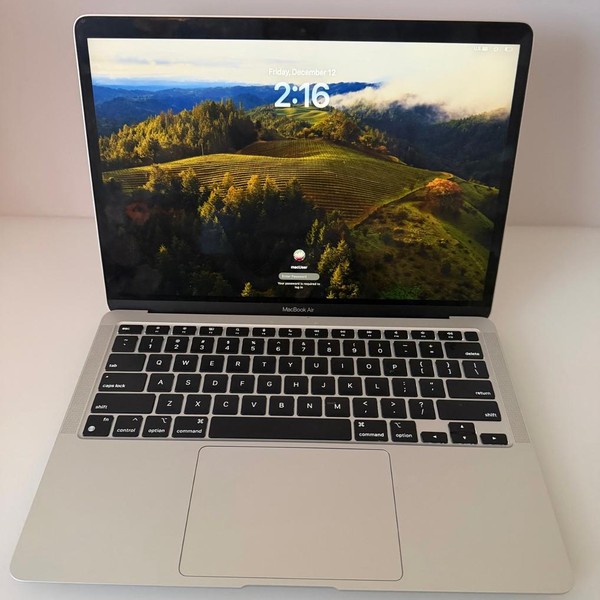 MacBook Air 2020 - 13 inch - 256 GB, Silver, 8 GB, Apple M1