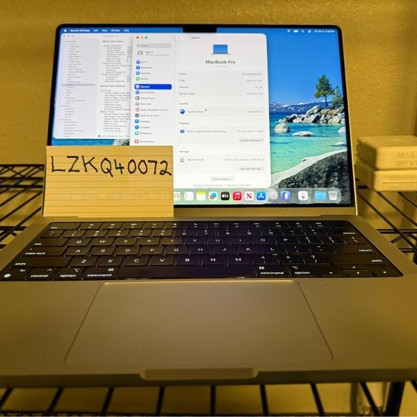 MacBook Pro 2021 - 14 inch - 1 TB, Silver, 32 GB, Apple M1 Max