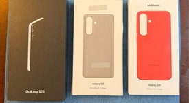 Mint
													Samsung Galaxy S25 - T-Mobile, Navy Blue, 128 GB, 12 GB, SM-S931U, photo 1 of 8