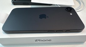 Mint
													Apple iPhone 16e - Unlocked, Black, 128 GB, A3212, photo 2 of 7