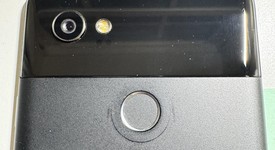 Good
													Google Pixel 2 XL - Unlocked, Black, 64 GB, Google Edition, photo 4 of 9