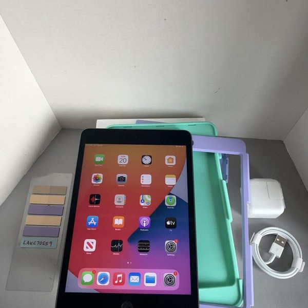 Apple iPad Mini (5th Gen) - Wi-Fi, 64 GB, Gray