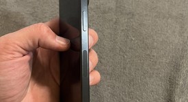 Mint
													Apple iPhone 15 Pro - Unlocked, Black, 128 GB, A2848, photo 4 of 8