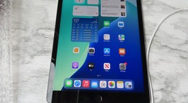 Fair
													Apple iPad 9th Gen - Unlocked, Gray, 64 GB, A2603, photo 1 of 3