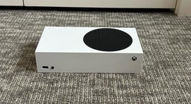 Mint
													Xbox Series S (2020) - White, 512 GB, photo 2 of 8