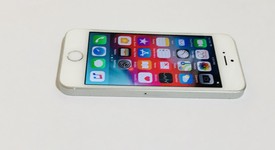 Good
													Apple iPhone SE 1st Gen 2016 - Unlocked, Silver, 64 GB, A1662, photo 3 of 6