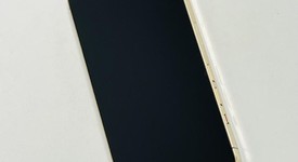 Mint
													Apple iPhone 13 Pro - Unlocked, Gold, 256 GB, A2483, photo 2 of 9