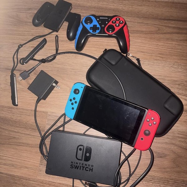 Nintendo Switch - 32 GB, Red & Blue, Mario Red & Blue Edition