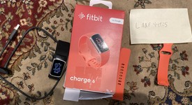 Mint
													Fitbit Charge 6 - Gold, photo 3 of 3