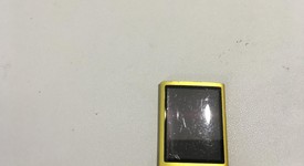 Fair
													Apple iPod Nano 4th Gen - Yellow, 8 GB, photo 3 of 10