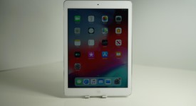 Fair
													Apple iPad Air - Wi-Fi, Silver, 32 GB, photo 2 of 8