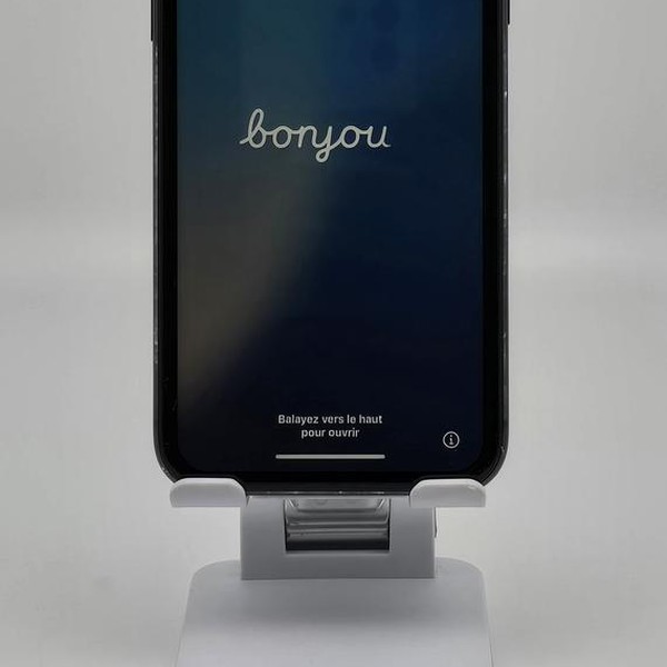 Apple iPhone 11 - Unlocked Non-US, 64 GB, Black, A2221
