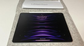 Mint
													Apple iPad Pro 12.9" 6th Gen 2022 - Unlocked, Silver, 1 TB, photo 3 of 8
