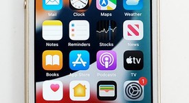 Mint
													Apple iPhone SE 1st Gen 2016 - Unlocked, Gold, 64 GB, A1662, photo 1 of 1