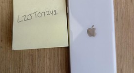 Good
													Apple iPhone SE 3rd Gen 2022 - Unlocked, Starlight, 64 GB, A2595, photo 1 of 10