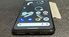 Good
													Google Pixel 4 XL - Unlocked, Black, 64 GB, 6 GB, G020J, Google Edition, photo 2 of 6