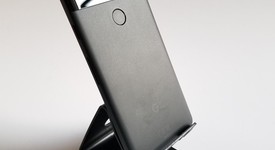 Good
													Google Pixel 2 - Verizon, Black, 128 GB, Verizon Edition, photo 2 of 6