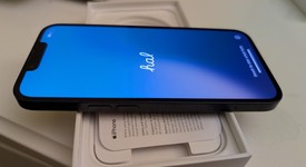 Mint
													Apple iPhone 13 - Unlocked, Midnight, 128 GB, A2482, photo 3 of 7