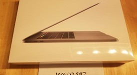 New
													MacBook Pro 2018 (With Touch Bar) - 15" - I9, Gray, 1 TB, 32 GB, photo 1 of 3