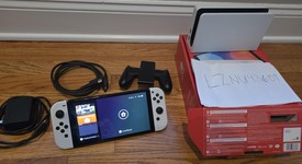 Mint
													Nintendo Switch - OLED - White, 64 GB, photo 5 of 5