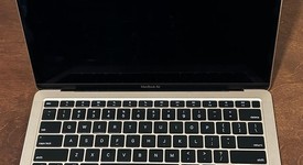 Good
													MacBook Air 2020 - 13" - Apple M1, Gold, 128 GB, 8 GB, photo 4 of 17