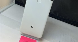 Mint
													Google Pixel 2 XL - Unlocked, Black & White, 64 GB, Google Edition, photo 1 of 6