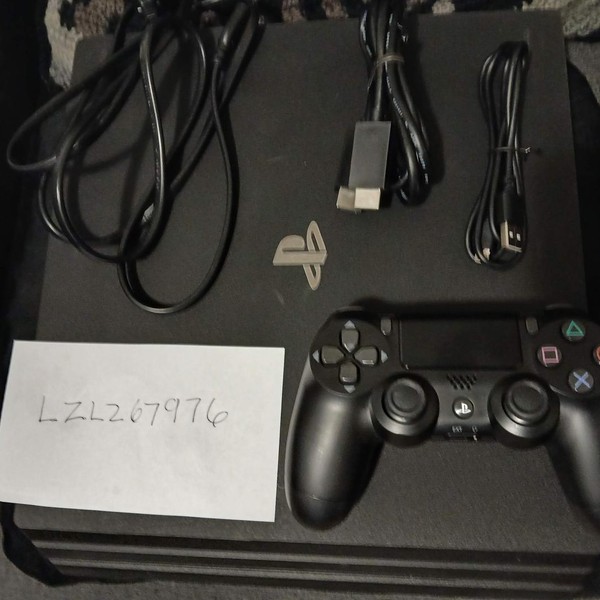 PlayStation 4 Pro - Black, 1 TB, Standard