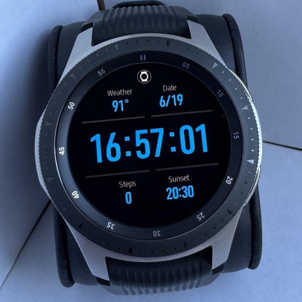 Samsung Galaxy Watch 46mm - Unlocked, Silver, LTE