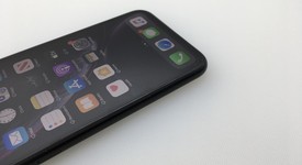 Good
													Apple iPhone Xr - Verizon, Black, 64 GB, A1984, photo 3 of 19