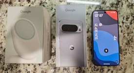 Mint
													Google Pixel 10 Pro XL - Unlocked, Moonstone, 256 GB, GUL82, photo 3 of 9
