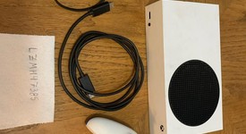 Good
													Xbox Series S (2020) - White, 512 GB, photo 1 of 3