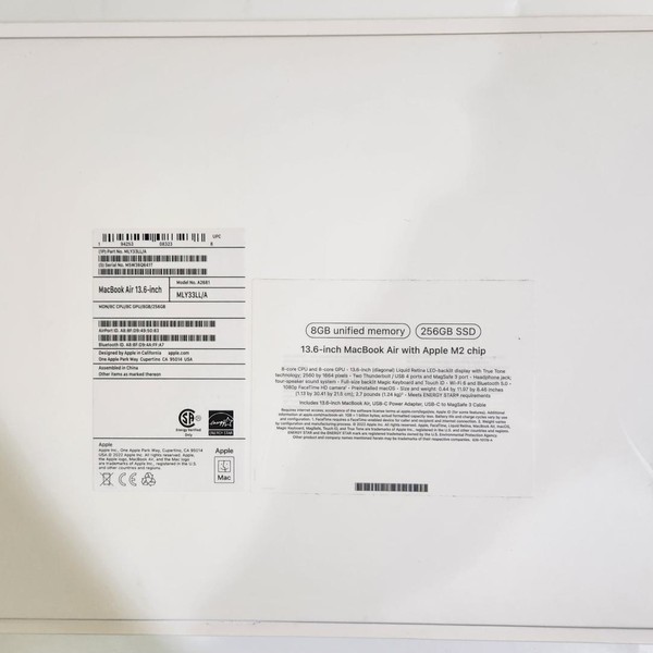 MacBook Air 2022 (M2) - 13 inch - 256 GB, Midnight, 8 GB, Apple M2