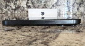 Mint
													Apple iPhone 15 Pro - Unlocked, Black, 256 GB, A2848, photo 4 of 5