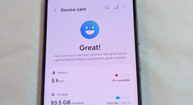 Mint
													Samsung Galaxy S24 FE - Metro by T-Mobile, Graphite, 128 GB, SM-S721U, photo 3 of 8