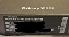 New
													Samsung Galaxy S25 FE - Unlocked, White, 128 GB, SM-S731U1, photo 3 of 3