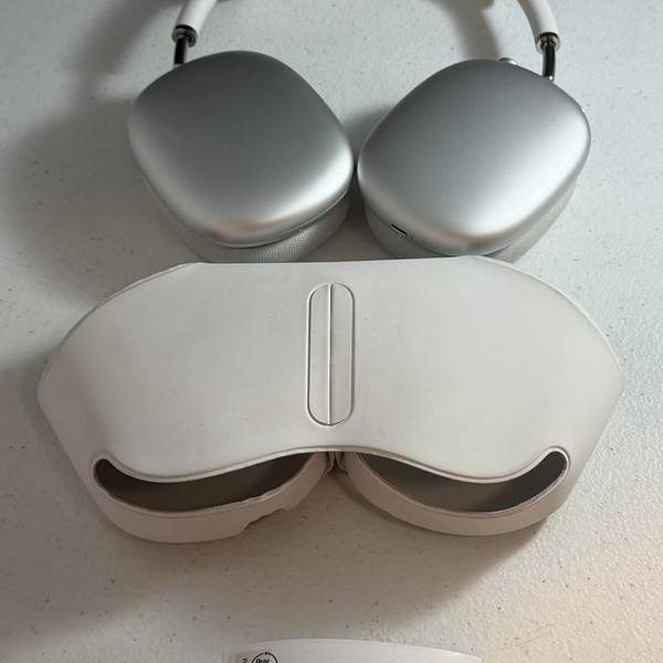 Apple AirPods Max - Silver