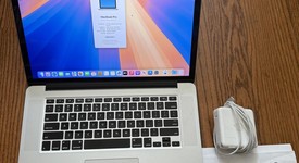 Good
													MacBook Pro 2015 (Retina) - 15" - Silver, 256 GB, 16 GB, photo 1 of 12